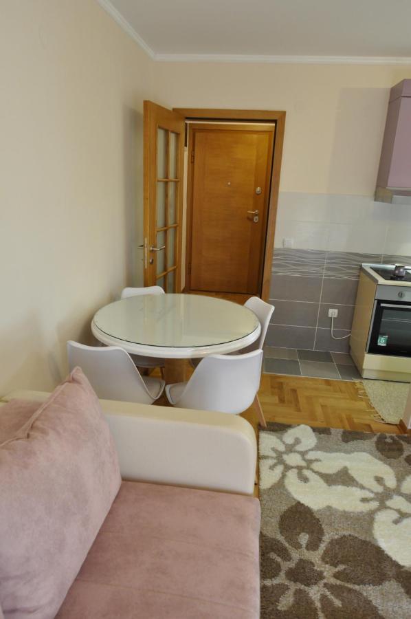 Alex 2 Apartman Vrnjacka Banja Room photo